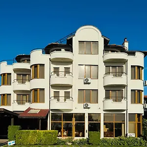 https://saint-george.primorskohotels.com